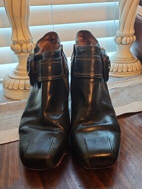Frye Vintage Womens  Sz 11 Black  Leather Andie Ankle Booties.